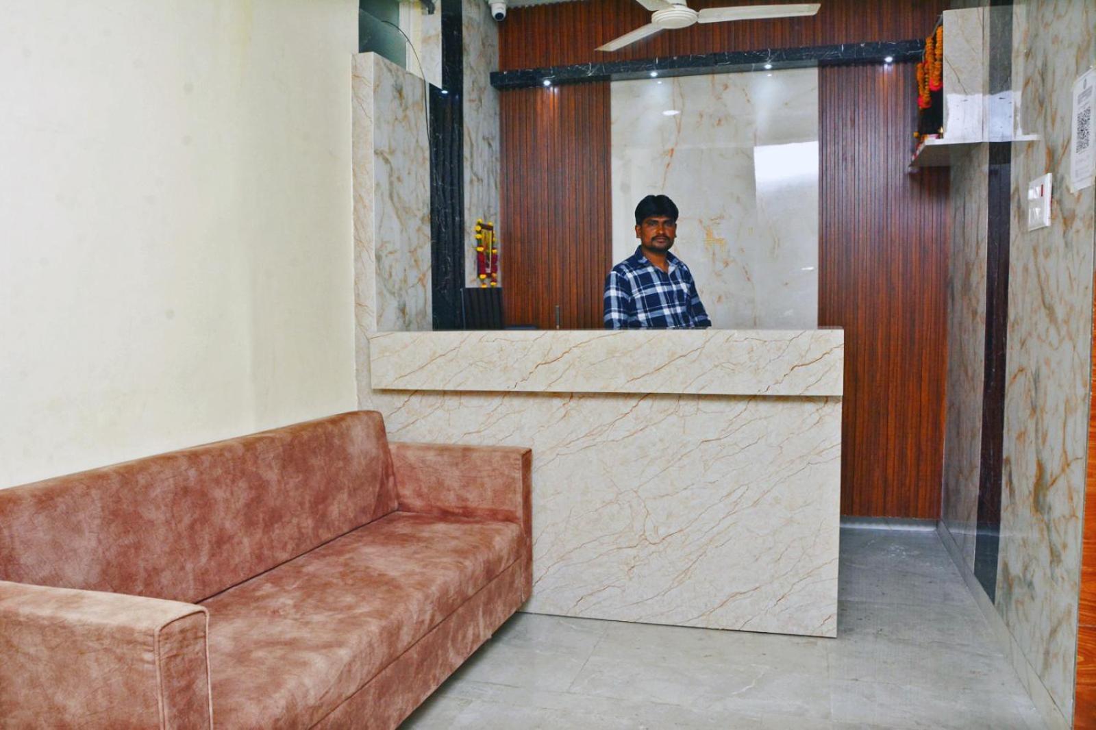 Udupi Deluxe Lodge Gulbarga جولبارجا المظهر الخارجي الصورة