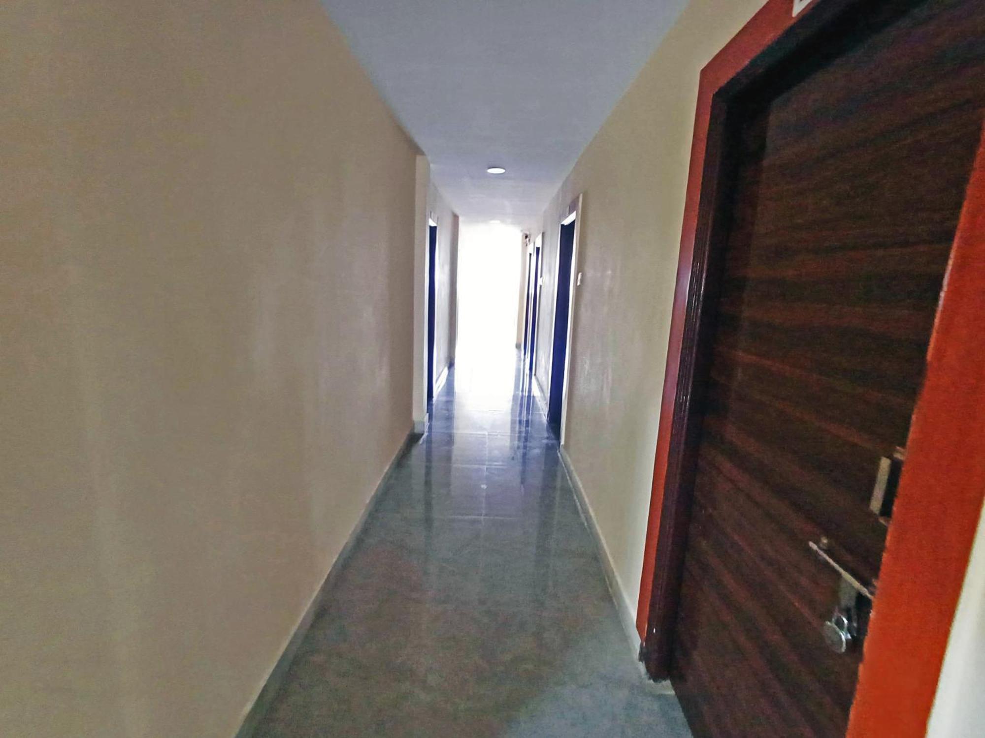 Udupi Deluxe Lodge Gulbarga جولبارجا المظهر الخارجي الصورة