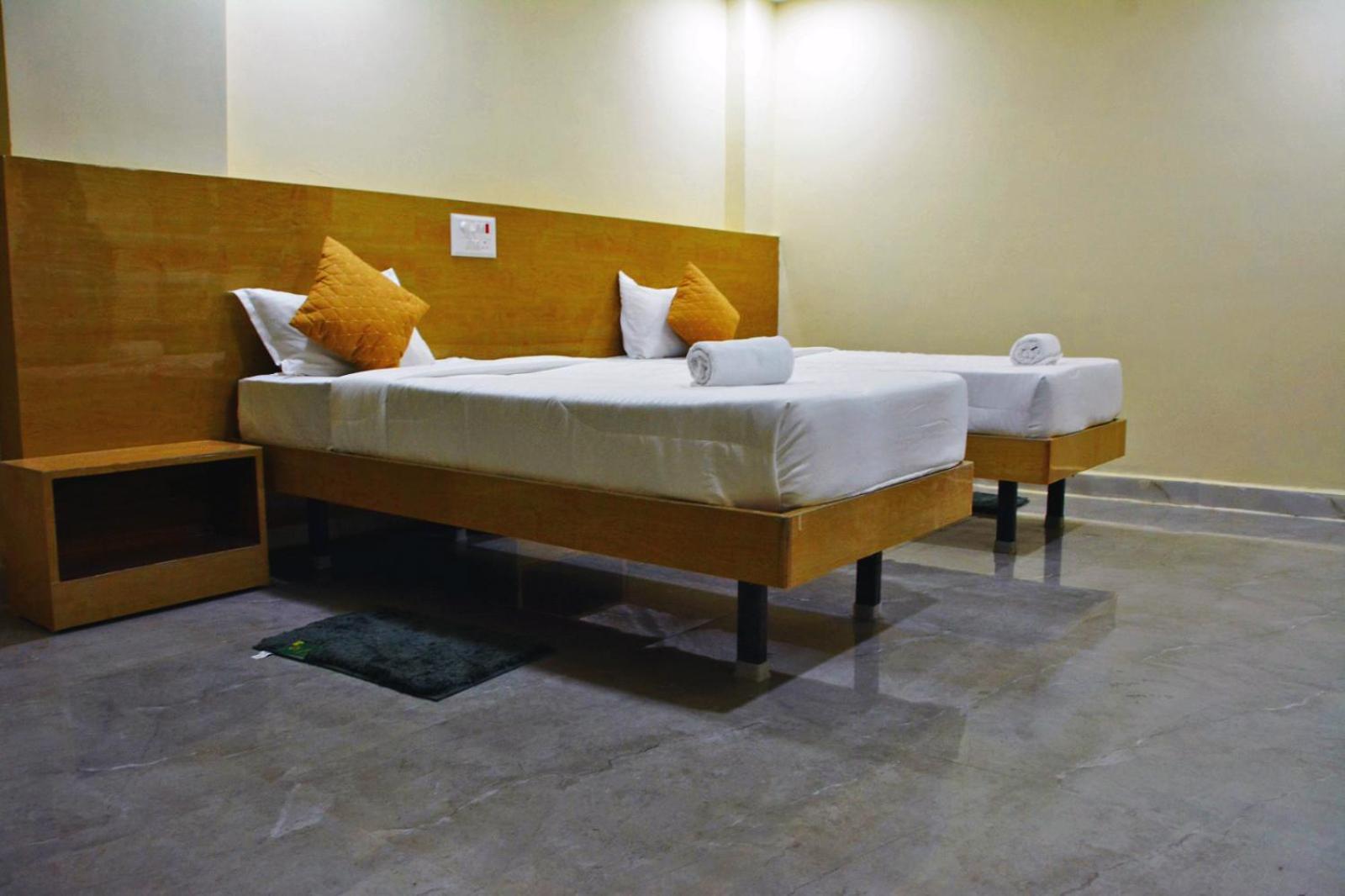 Udupi Deluxe Lodge Gulbarga جولبارجا المظهر الخارجي الصورة